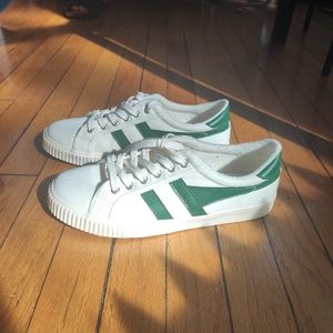Like new - Gola Mark Cox sneakers - 9.5(W) - 7(M)